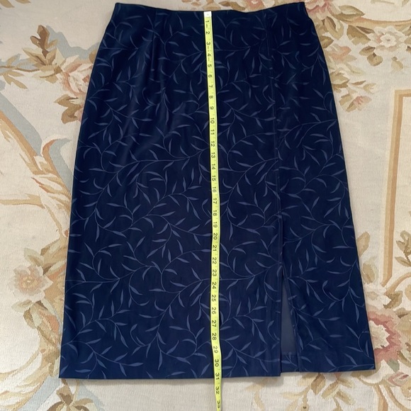 14W Christopher banks, deep blue skirt - Picture 3 of 6